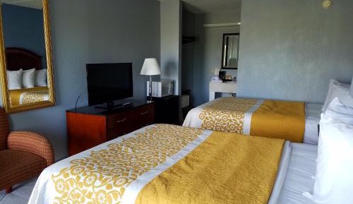 Standard Room with Two Double Beds - Smoking