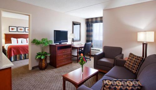 Executive Suite - Non-Smoking