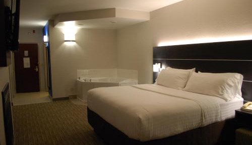 Standard King Room
