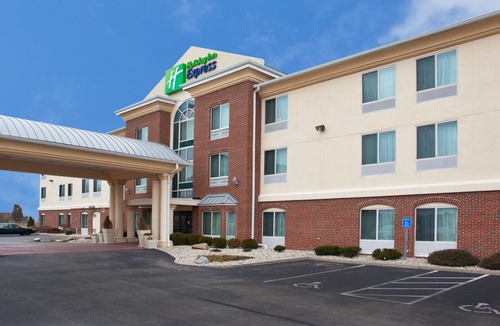 Blue Ash Hotel | Holiday Inn Express Hotel & Suites Cincinnati-Blue Ash, an Ihg Hotel