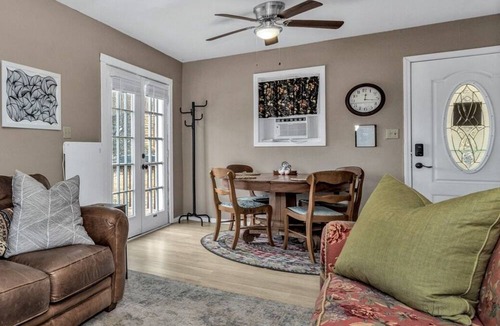 Swannanoa Cottage | Lum's Cottage - Perfect Location Between Asheville and Black Mountain, NC