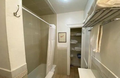 Gettysburg House | 100A, Historical Gettysburg Apartment