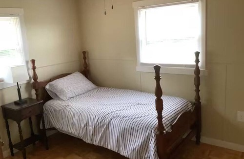 Gettysburg House | Beautiful Private Home on 2 Acres in Gettysburg - Pet Friendly!