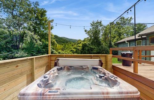Banner Elk House | The Velvet Antler Lodge