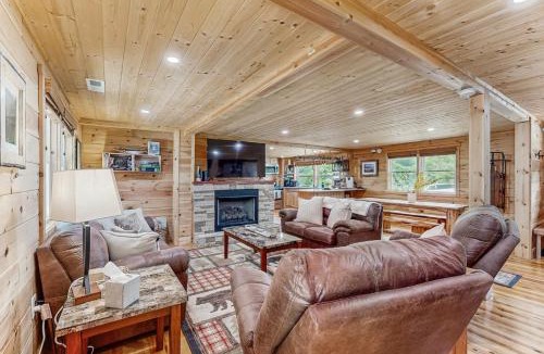 Banner Elk House | The Velvet Antler Lodge