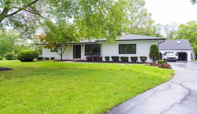 Friends and Family LG Luxury Home Near Indian Hill